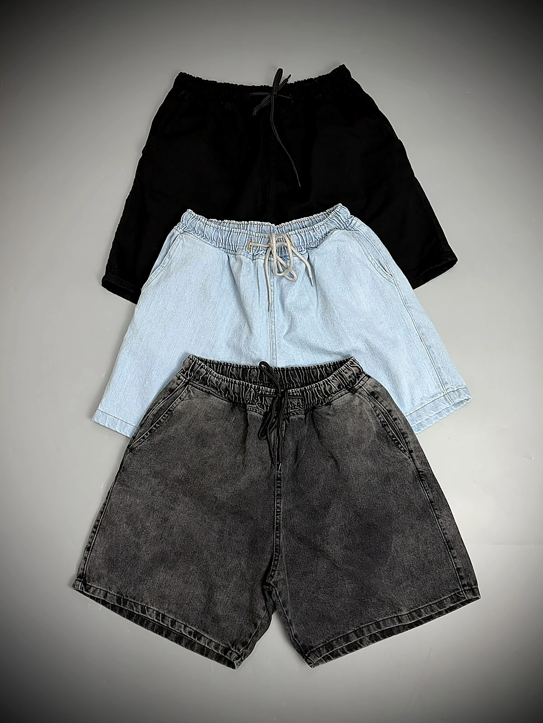 Short Jeans com cós de cordão